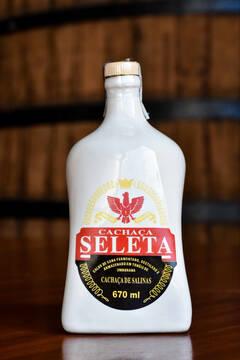 Cachaca Seleta Porcelana 670ml