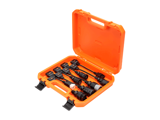 108810 Jogo Cabos Scanner 3 Diesel Pesado - Kit Diesel Pesado e Leve - Conjunto acessório de cabos adaptadores e cartão para habilitação de licenças, para utilização do Scanner 3 / Scanner 3 PRO em utilitários a diesel, caminhões e ônibus.

Produto fornecido em uma maleta plástica média com interior oco a partir do lote 99518/20, de set/20.

Composição*.

1 - Cartão para habilitação da licença de utilização em caminhões e ônibus (Diesel Pesado).

1 - Cabo adaptador padrão Volvo c/ 8 pinos (108700-02).

1 - Cabo adaptador padrão Volvo c/ 9 pinos (108700-03).

1 - Cabo adaptador padrão International c/ 6 pinos (108700-04).

1 - Cabo adaptador padrão Ford / VW c/ 9 pinos (108700-05).

1 - Cabo adaptador padrão Mercedes-Benz c/14 pinos (108700-06).

1 - Cabo adaptador padrão Scania c/ 16 pinos (108700-07).

1 - Cabo adaptador padrão Iveco c/ 30 pinos (108700-08).

1 - Cabo adaptador padrão Iveco c/ 38 pinos (108700-09).

*A partir do lote 134258/23, de jan/23.