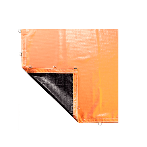 Vinilona Sansuy Laranja Claro com Avesso Preto - A Vinilona Sansuy é uma cobertura para caminhão confeccionada em laminado de PVC reforçado com tecido de poliéster de alta tenacidade, totalmente impermeável e com grande durabilidade. Aplicável tanto ao segmento de cargas rodoviárias, quanto aos transportes marítimos e ferroviários. Os maiores fabricantes de carrocerias adotam Vinilona Sansuy como peça original em seus produtos. Uma lona que é conhecida pela alta qualidade e por uma tradição e reconhecimento sem precedentes.Possui diversas opções de cores. Meias argolas de aço galvanizado colocado a cada 40 cm nas laterais e a cada 25 cm nas cabeceiras.

Soldado através de máquinas de alta freqüência e com costuras duplas nas bainhas.