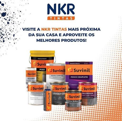 A NKR Tintas oferece soluções em tintas para diferentes necessidades, como pintura residencial, comercial e industrial. Com diversas opções em cores, acabamentos e marcas reconhecidas, é possível encontrar produtos para ambientes internos e externos. A equipe está preparada para orientar sobre o tipo ideal de tinta para cada aplicação, considerando fatores como superfície, durabilidade e acabamento desejado. NKR Tintas atua com foco em qualidade, variedade e atendimento técnico especializado.