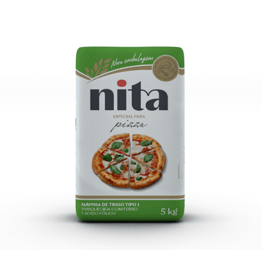 Farinha de trigo Nita Pizza 5kg - Especialmente desenvolvida para elaboração de massa para pizza, a farinha de trigo para PIZZA garante a produção de uma massa de fácil manipulação que resulta em uma pizza crocante e macia.





Adaptada ao processo de fermentação para pizzas, o produto apresenta um ótimo rendimento e qualidade padronizada.











Ingredientes: Farinha de trigo enriquecida com ferro e ácido fólico.











Validade: 120 dias.











ALÉRGICOS: CONTÉM DERIVADO DE TRIGO E PODE CONTER CENTEIO, CEVADA, AVEIA, SOJA E TRITICALE.











CONTÉM GLÚTEN.