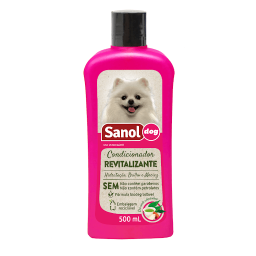 Banho A Seco Sanol Dog 500Ml - O banho a seco para cães é um produto projetado para higienizar o pelo dos cães sem a necessidade de água e banho tradicional. Esses produtos são especialmente úteis em situações em que não é possível ou conveniente dar um banho completo no animal, como durante viagens, períodos de convalescença ou para cães que não se sentem confortáveis ​​com a água.



Alguns dos benefícios e características do banho a seco para cães são:



Limpeza rápida e conveniente: O banho a seco permite limpar e refrescar o pelo do cão de forma rápida e prática, sem a necessidade de água e tempo de secagem.



Absorção de odores: Muitos banhos a seco para cães contêm ingredientes que ajudam a neutralizar odores desagradáveis, deixando o pelo com um aroma mais fresco e agradável.



Redução de sujeira e oleosidade: Esses produtos ajudam a absorver a sujeira e a oleosidade do pelo do cão, deixando-o com uma aparência mais limpa e revitalizada.



Hidratação e cuidado do pelo: Alguns banhos a seco contêm ingredientes hidratantes que ajudam a manter o pelo do cão macio e saudável, evitando o ressecamento.



Fácil aplicação: Os banhos a seco geralmente são apresentados na forma de sprays ou espumas que são aplicados diretamente no pelo do cão. São fáceis de usar e não requerem enxágue.



É importante seguir as instruções de uso específicas do produto e escolher uma opção adequada para o tipo de pelo e a sensibilidade do seu cão. Lembre-se de qu