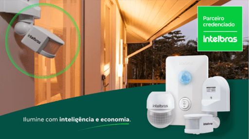 Alarmes e Sensores - O uso de sensores de iluminação em locais estratégicos, facilita a rotina e ainda gera economia no consumo de energia. Sejam de instalação na parede, no teto ou simplesmente plug and play, com os sensores Intelbras as luzes vão se acender por onde você passar. Descubra!