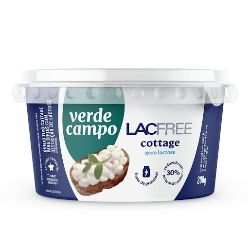 Queijo Cottage Lacfree Verde Campo 200G - Para comer com torrada, incrementar a salada ou o sanduíche, usar em deliciosas receitas doces e salgadas, o cottage LACFREE da Verde Campo é uma opção leve e saudável. É garantia de menos sódio, muita proteína e mais sabor nas suas refeições, além de ser zero lactose.