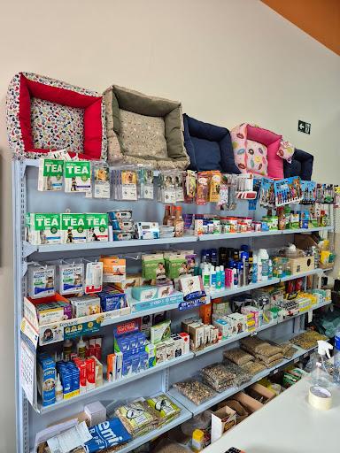🐾 Na Agrointer você encontra medicamentos, antipulgas, rações, suplementos, petiscos e caminhas confortáveis para cães, gatos e pássaros. Produtos das melhores marcas para garantir saúde e bem-estar do seu pet.

📍 Visite-nos e confira nossa linha completa de cuidados e acessórios!