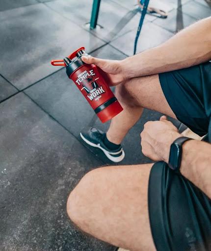 Semana boa é uma dessas: já começa com treino pago! ✅💪🏻 E pra te acompanhar nessa jornada fitness, nada melhor do que os produtos Vitabrasil, né? 😏 Se eu fosse tu, já tava era garantindo o meu!