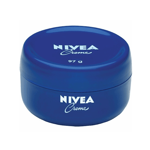 Hidratante Facial Nivea Creme 97g - Tradicional creme hidratante da Nivea, o Nivea Creme em lata possui diversos benefícios, ideal para cuidar suavemente da pele do rosto e do corpo. Pode ser usado diariamente para hidratar, acalmar e proteger a pele normal e seca.