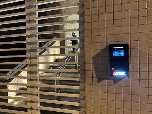 Está buscando mais segurança e eficiência para o seu condomínio em Santos? 🤔

A Antec oferece soluções completas em portaria remota e virtual! Conte com o monitoramento 24 horas, controle de acesso otimizado e a tranquilidade que você e seus vizinhos merecem.

✔️ Redução de custos com folha de pagamento.
✔️ Aumento da segurança com monitoramento constante. 📹
✔️ Gestão de acesso moderna e eficiente.

Modernize a segurança do seu condomínio! Visite nosso website e saiba mais sobre nossos serviços de portaria remota e virtual. 😉