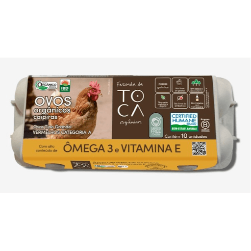 Ovos Orgânicos Caipiras Tipo Grande Enriquecidos Com Ômega 3 E Vitamina E (10 Unidades)  -  Fazenda da Toca - Nossos ovos orgânicos são muito mais saborosos e saudáveis! Esse é um alimento íntegro, livre de antibióticos e produzido em um sistema que garante a melhor qualidade de vida para as galinhas. Nessa versão, naturalmente enriquecida com Ômega 3 e Vitamina E, você encontra nutrição em dobro, com nutrientes essenciais para a sua saúde.
