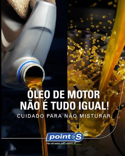 Muita gente acha que pode misturar qualquer marca de óleo no motor, mas essa prática pode gerar sérios problemas mecânicos. Cada fabricante usa aditivos específicos, e misturá-los pode alterar a viscosidade e reduzir a eficiência da lubrificação. 

🚨 O que pode acontecer se você misturar marcas de óleo? 
🔹 Formação de borra no motor 
🔹 Aumento do desgaste interno das peças 
🔹 Perda de eficiência na lubrificação 

💡 Dica de ouro: Sempre use a especificação recomendada no manual do veículo e evite misturas. Se precisar completar o óleo, escolha a mesma marca e viscosidade. 

🔧 Precisa trocar o óleo do motor? Passe na Point S e garanta a troca com a qualidade certa para o seu carro! 

#TrocaDeÓleo #CuidadosComOMotor #ManutençãoPreventiva #PointSBrasil #DicaAutomotiva