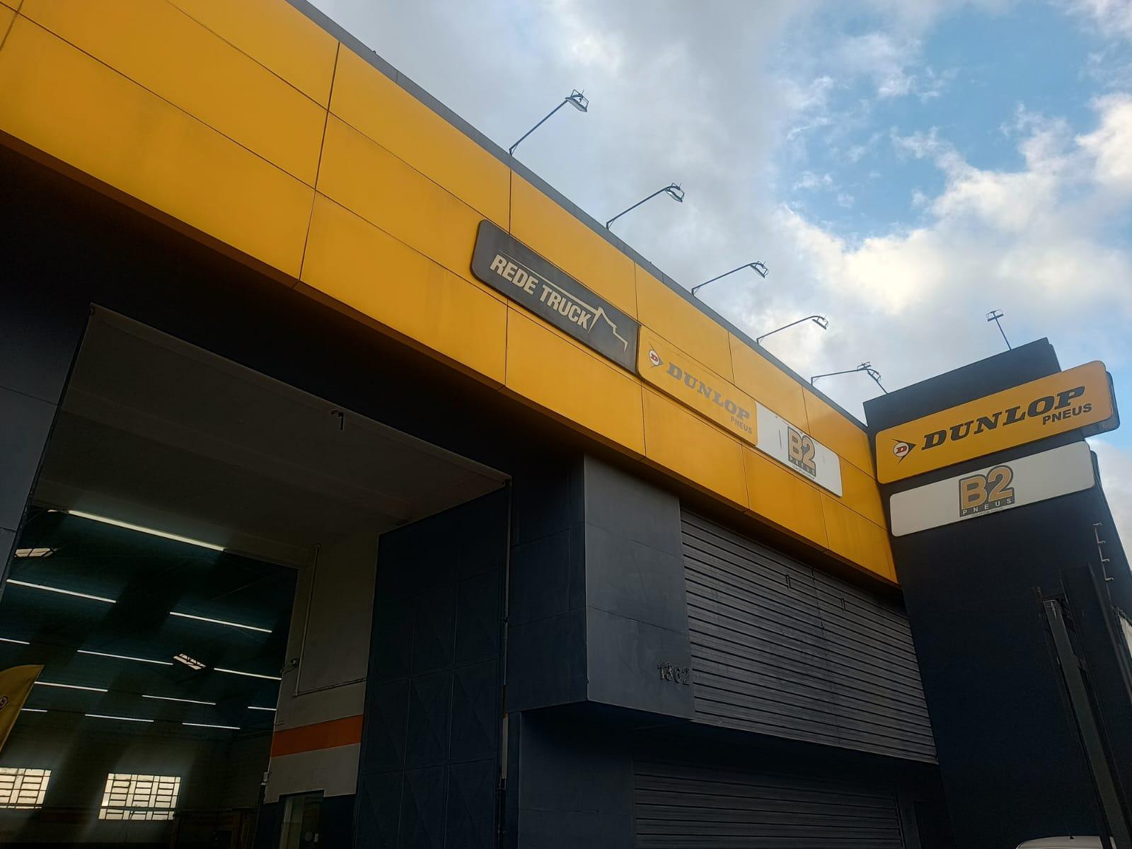 B2 Pneus - Auto Center e Truck Center banner